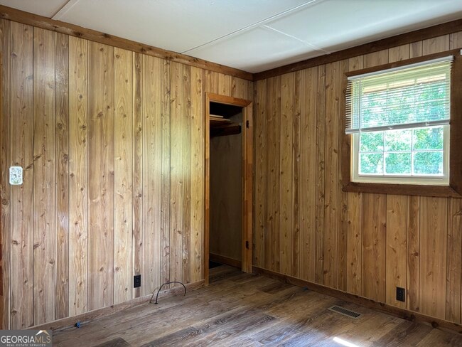 Building Photo - 23 Cherokee Resort Rd