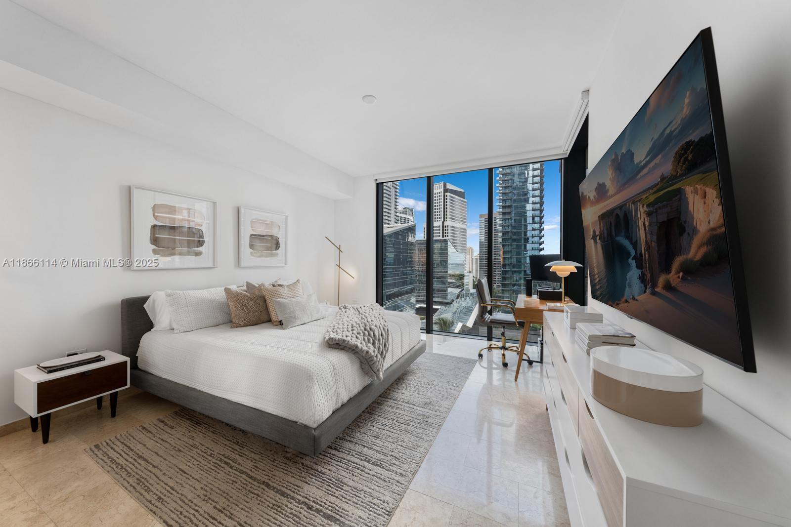 Building Photo - 88 SW 7th St