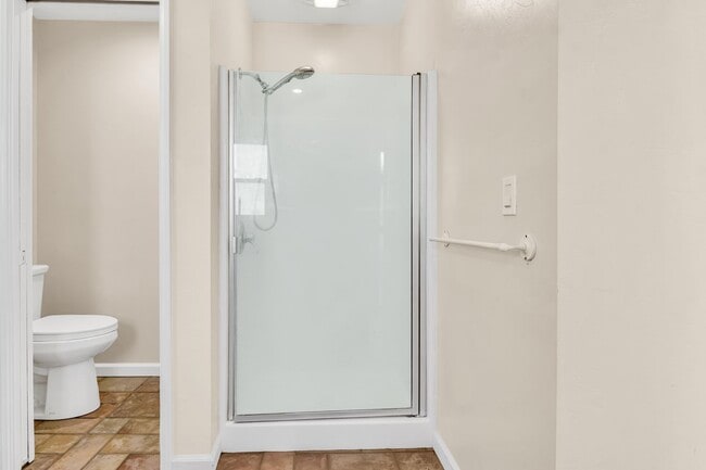 Building Photo - Patricia Lane