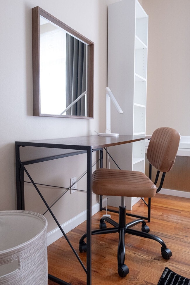 Building Photo - 125 La Salle St