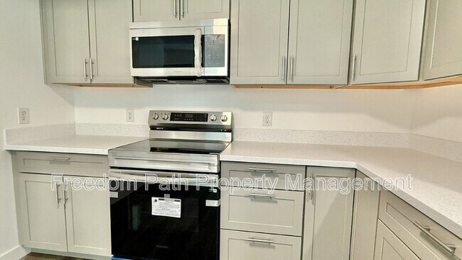 Building Photo - 3104 N 19th St