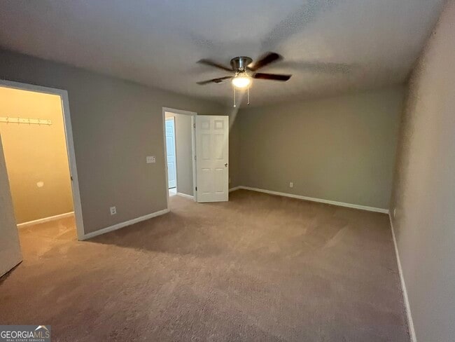 Building Photo - 10055 Lauren Hall Ct