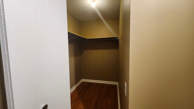 Building Photo - 405 N Wabash Ave