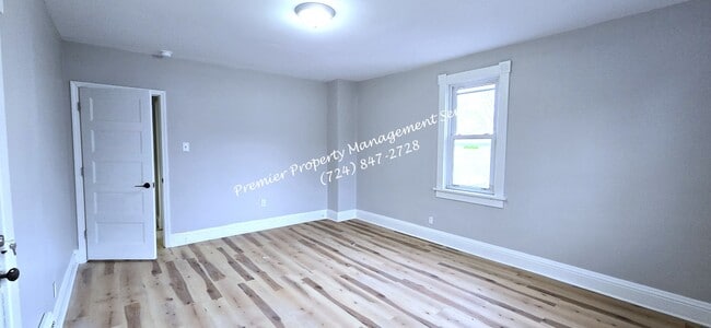 Building Photo - 1429 Hall Ave