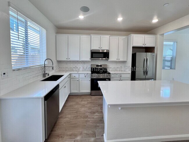 Building Photo - 1533 Vintage Ln