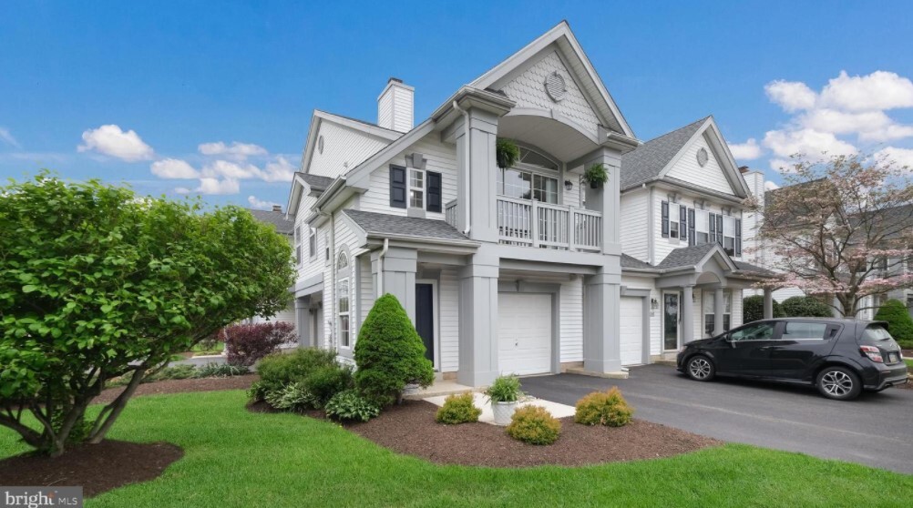 Building Photo - 102 Crossroads Dr