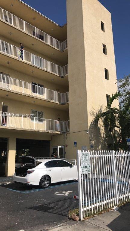 Primary Photo - 2401 NW 23rd St