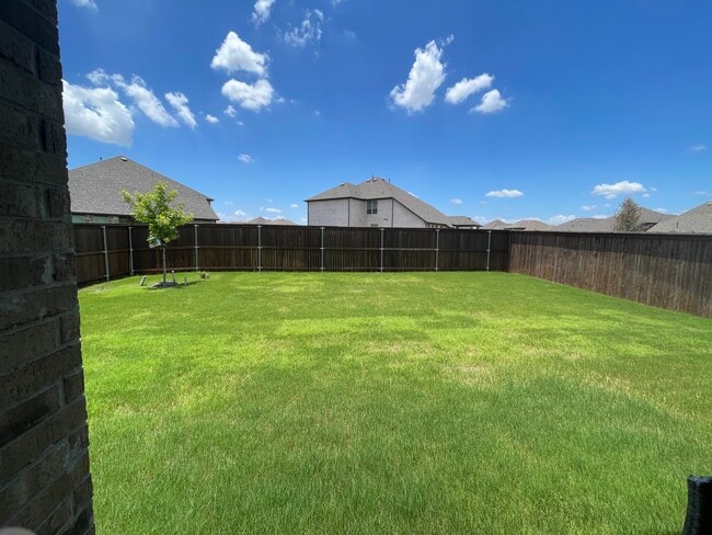 Building Photo - 1913 Renwick Dr