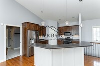 Building Photo - 3453 Copper Point Ln NE