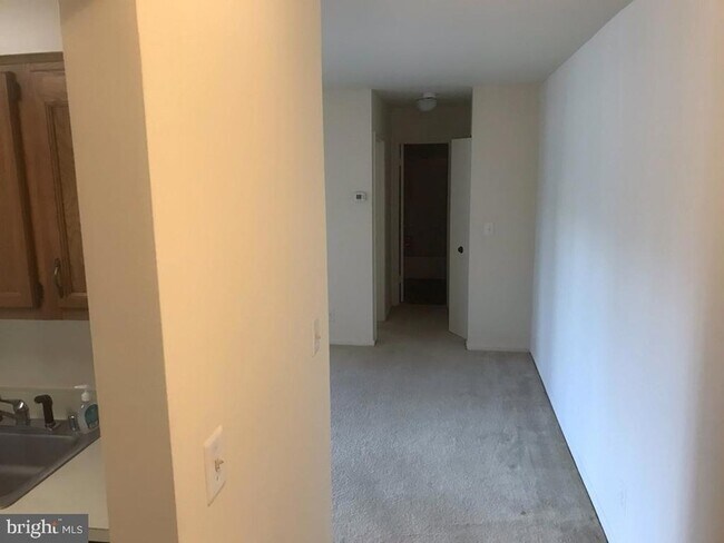 Building Photo - 6091 Majors Ln