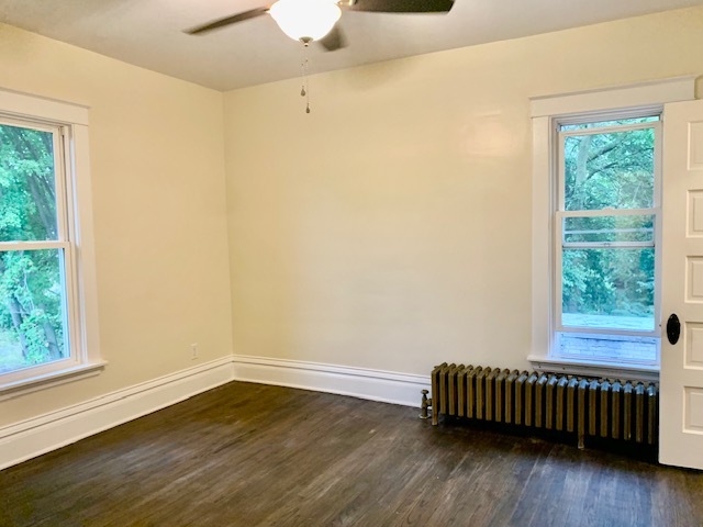 Back bedroom - 216 E 8th St