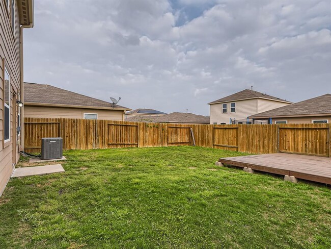 Building Photo - 1533 Treeta Trail