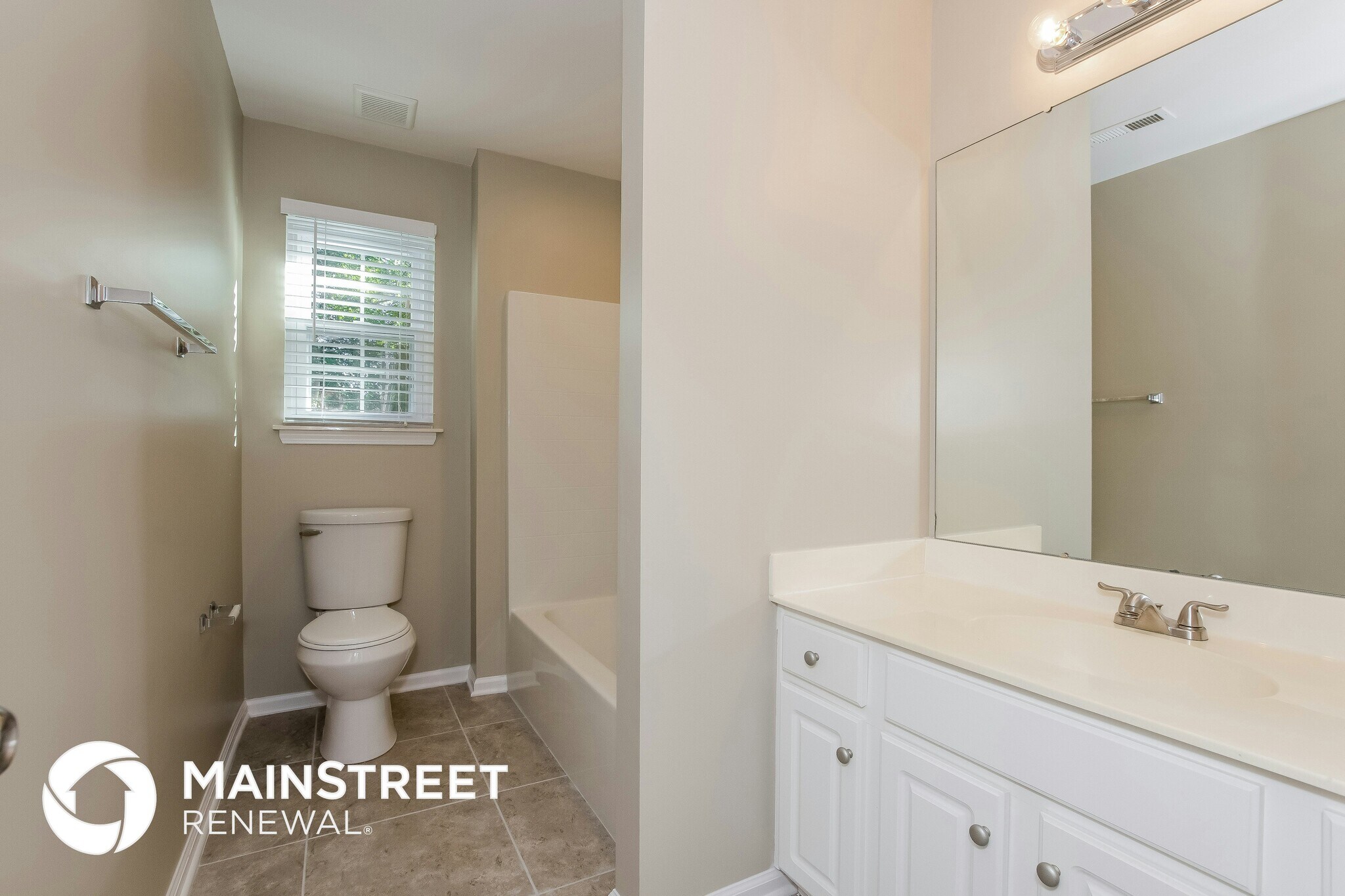 Building Photo - 16001 Kirsten Nicole Rd