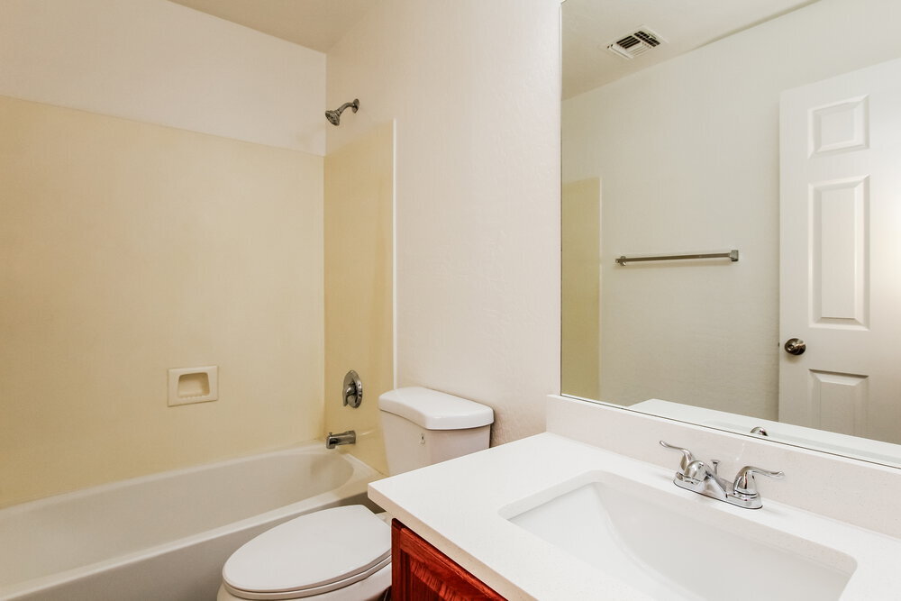 Building Photo - 12056 W Caribbean Ln