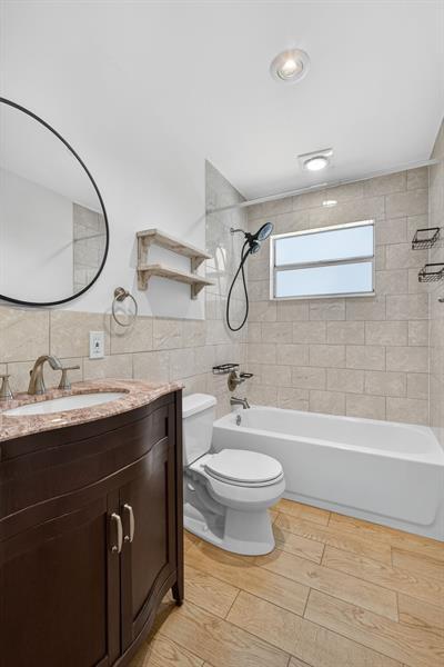 Building Photo - 5058 Canal Cir E