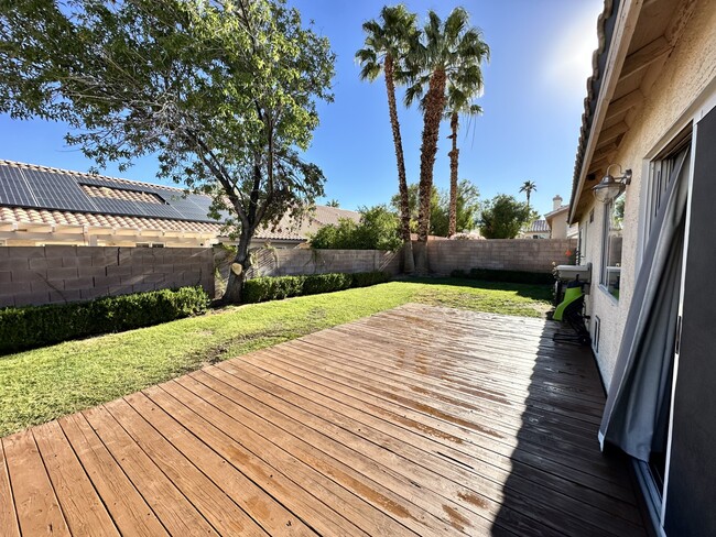 Building Photo - 678 Dockery Pl