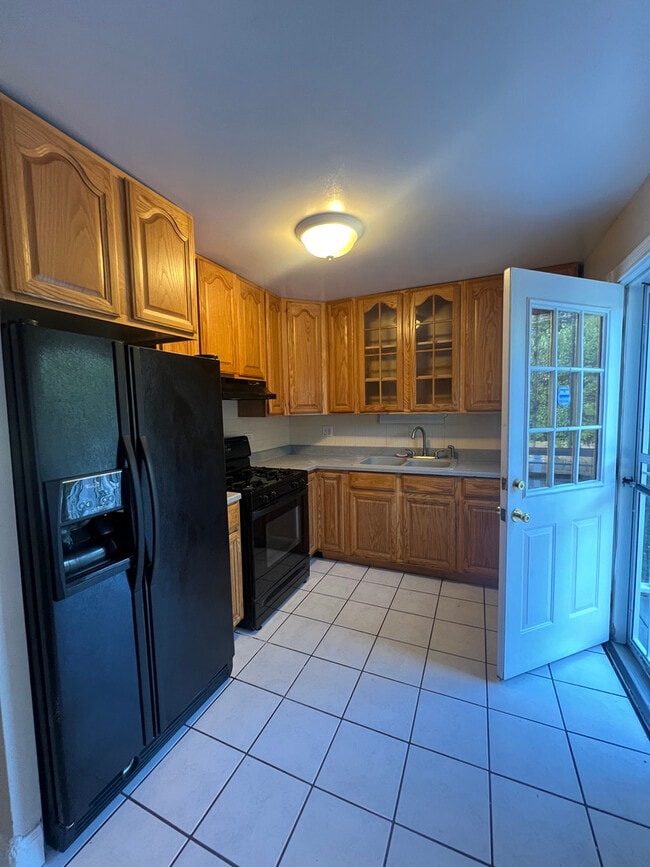 Building Photo - 22223 Navaho Ave