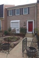 Building Photo - 2808 Evelyn Ct