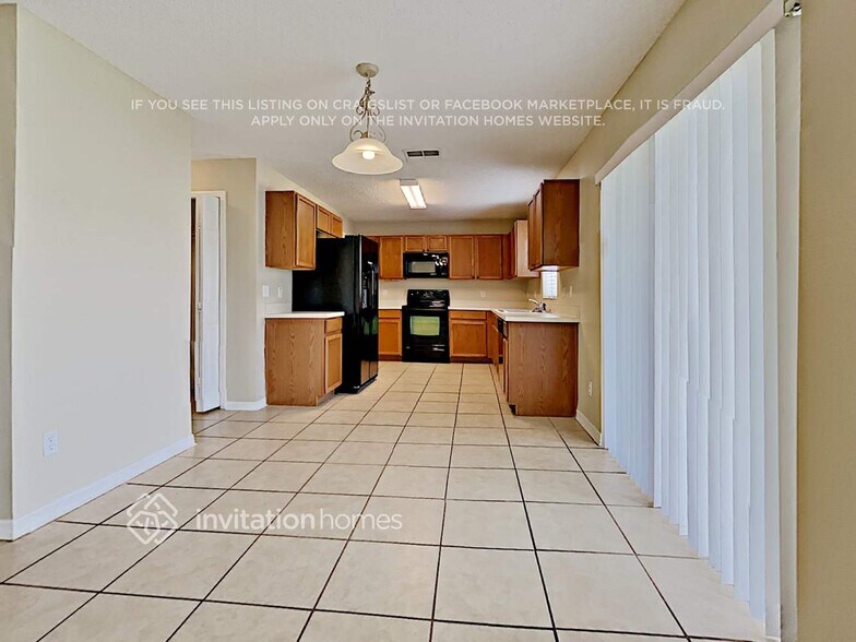 Building Photo - 140 Walnut Crest Run