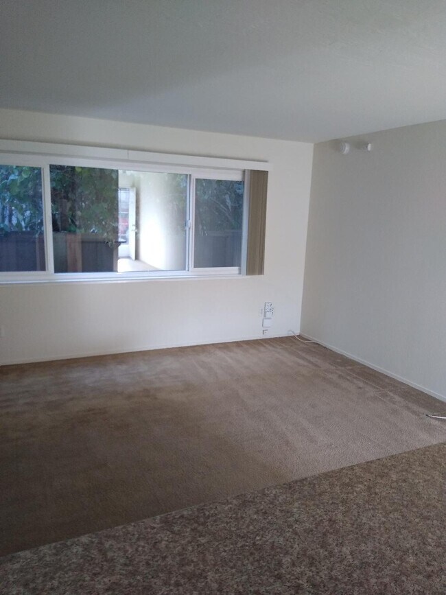 1025 Minnesota Ave 1025 Minnesota Ave San Jose CA 95125 Apartment