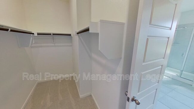 Building Photo - 442 Diamond Creek Dr