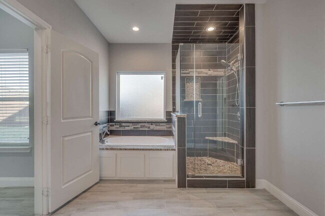 Building Photo - Stunning 3-bedroom, 2-bathroom home on an over-sized lot in Aledo ISD!