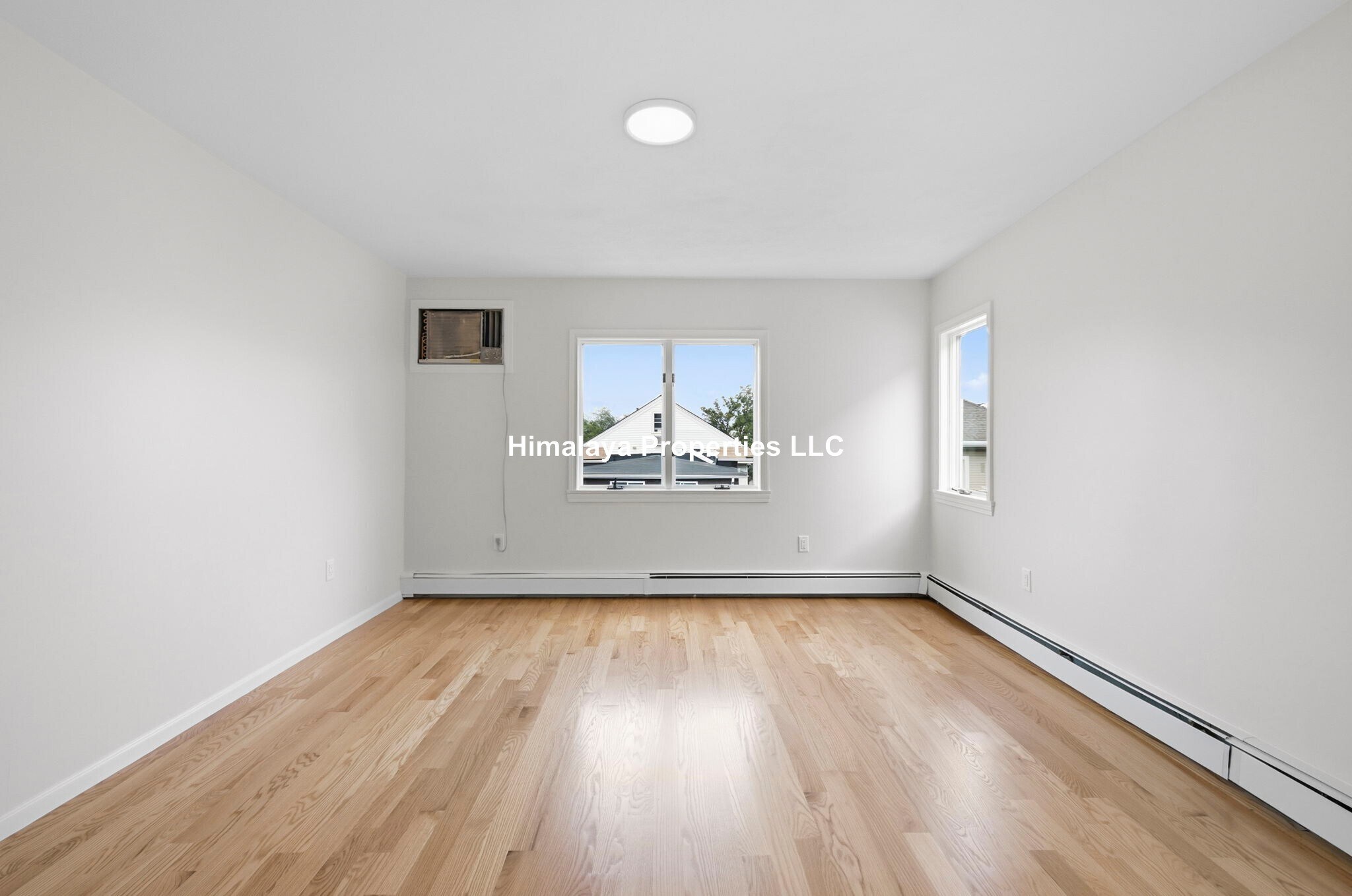 Building Photo - 111 Hillsdale Rd