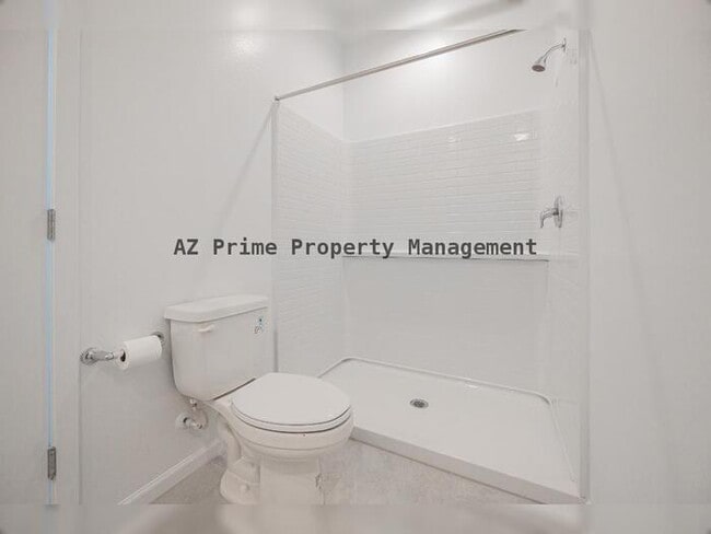 Building Photo - 12503 W Pkwy Ln