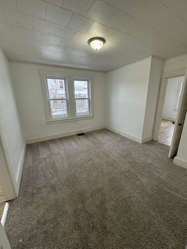 Building Photo - 29 Court St