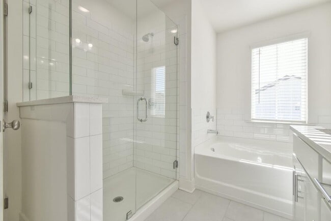 Building Photo - 126 Cannon Trce Dr