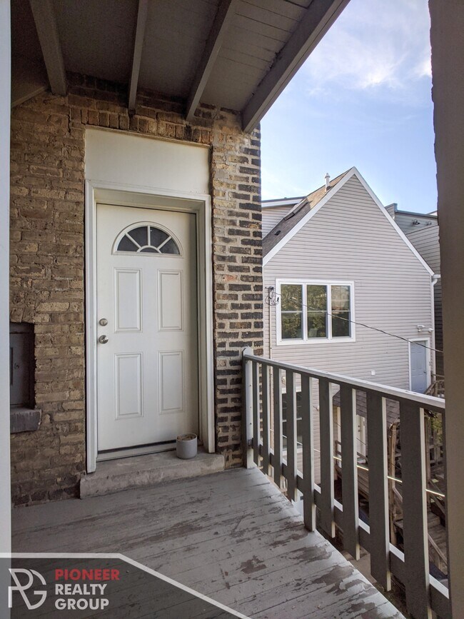Building Photo - 2315 N Rockwell St