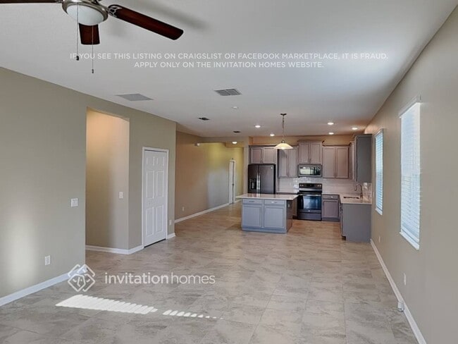 Building Photo - 1792 Chatsworth Cir