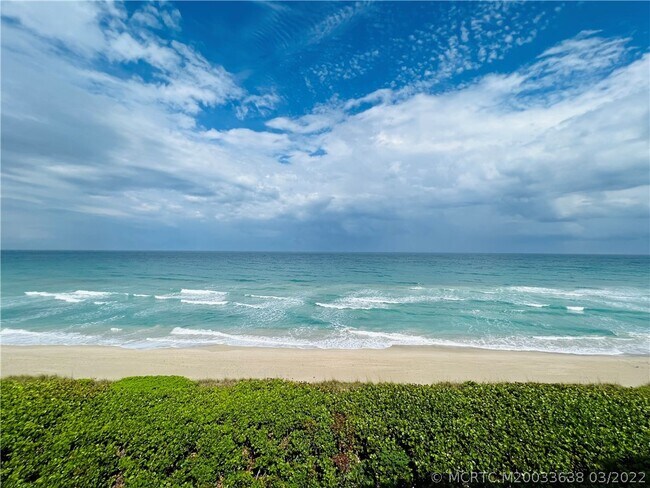 Building Photo - 7430 S Ocean Dr