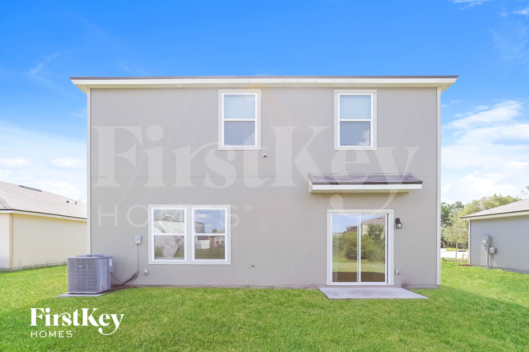 Building Photo - 2587 Beachview Dr