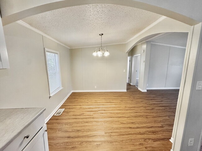 Building Photo - 4472 Cedar Ridge Ln