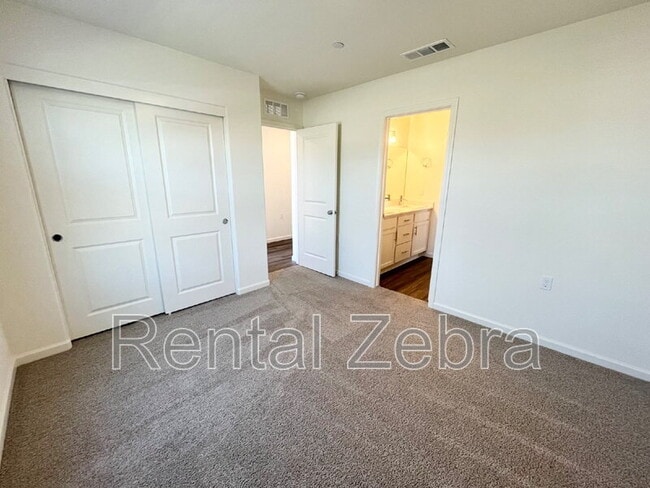 Building Photo - 4075 Cinnabar Ct
