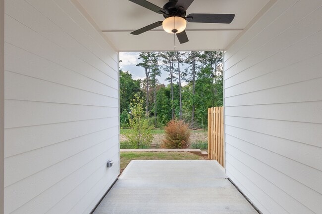 Building Photo - Newly Constructed 4bd/3.5ba Minutes From Airport and Under 2 Mi. From Downtown Hapeville!