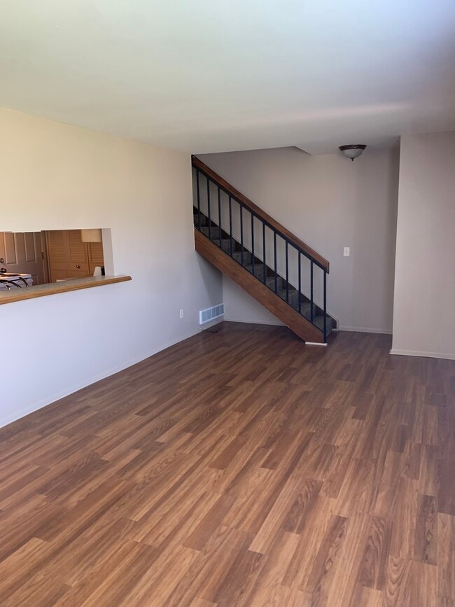 Living room - 4111 Charter Oak Dr