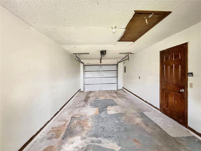 Building Photo - 590 Belltower Ave