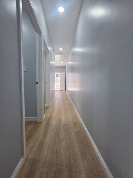 Building Photo - 1715 W 64th St