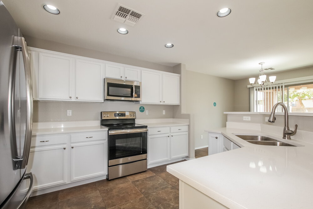 Building Photo - 17115 N 185th Dr