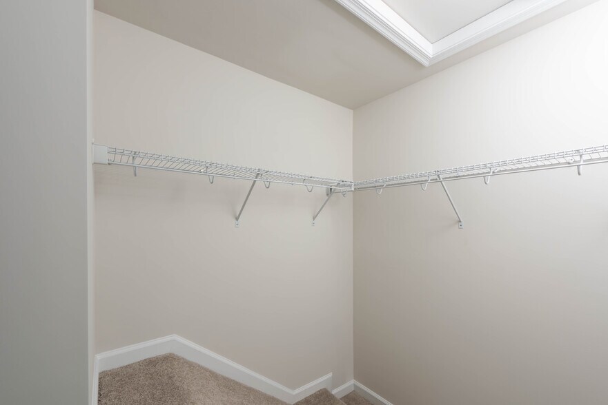 Primary Bedroom Walk In Closet - 411 18th Ave