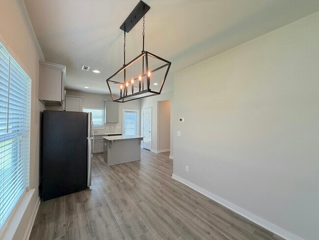 Building Photo - 219 Cotton Bayou Dr