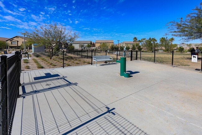 Building Photo - 3 Bedroom North Las Vegas Gated Community