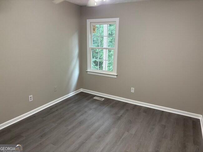 Building Photo - 2797 Northwood Ct