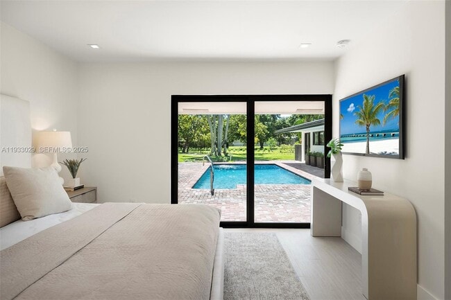 Building Photo - 10945 SW 75th Ct