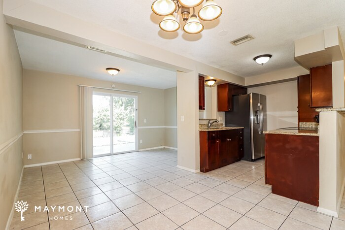 Building Photo - 1588 Eunice Ln