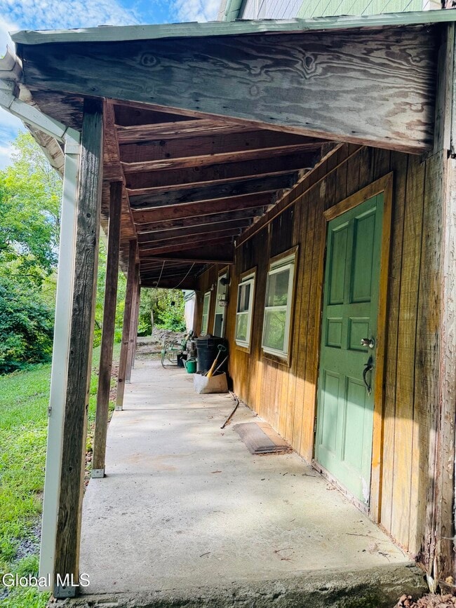 Building Photo - 2970 Salisbury Pl