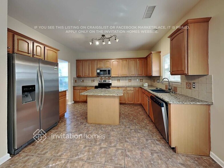 Building Photo - 3003 Early Rise Ave