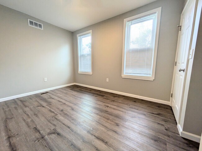 Bedroom 1 - 206 N Mathilda St